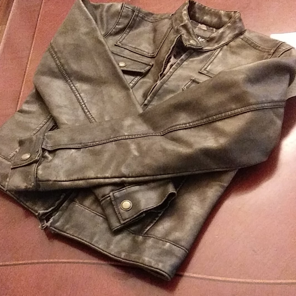 Nice jacket - Picture 2 of 3